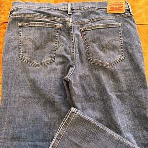 Levi’s Boyfriend Jean